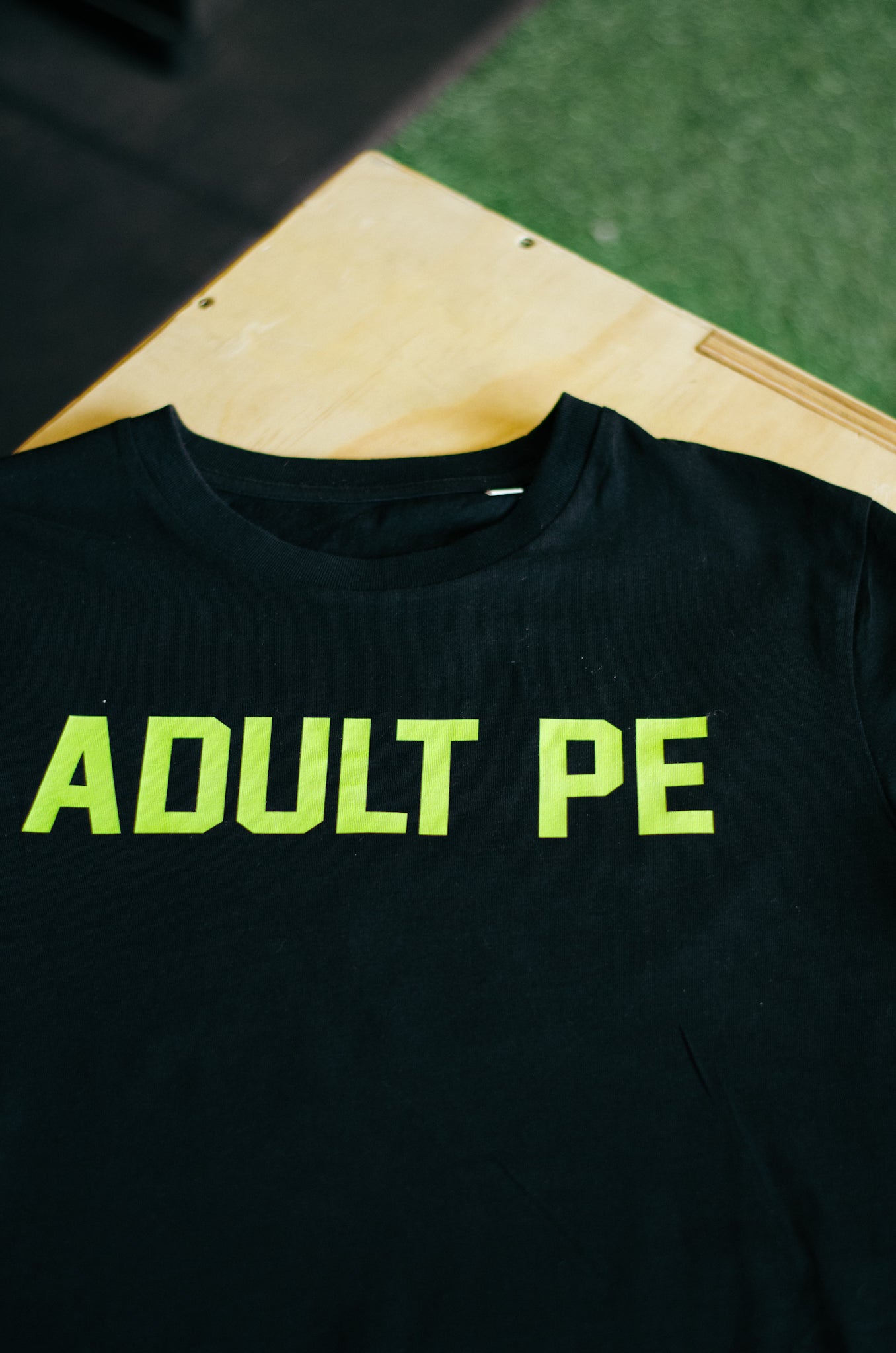 'OG ADULT PE' FLURO GREEN - BLACK TEE