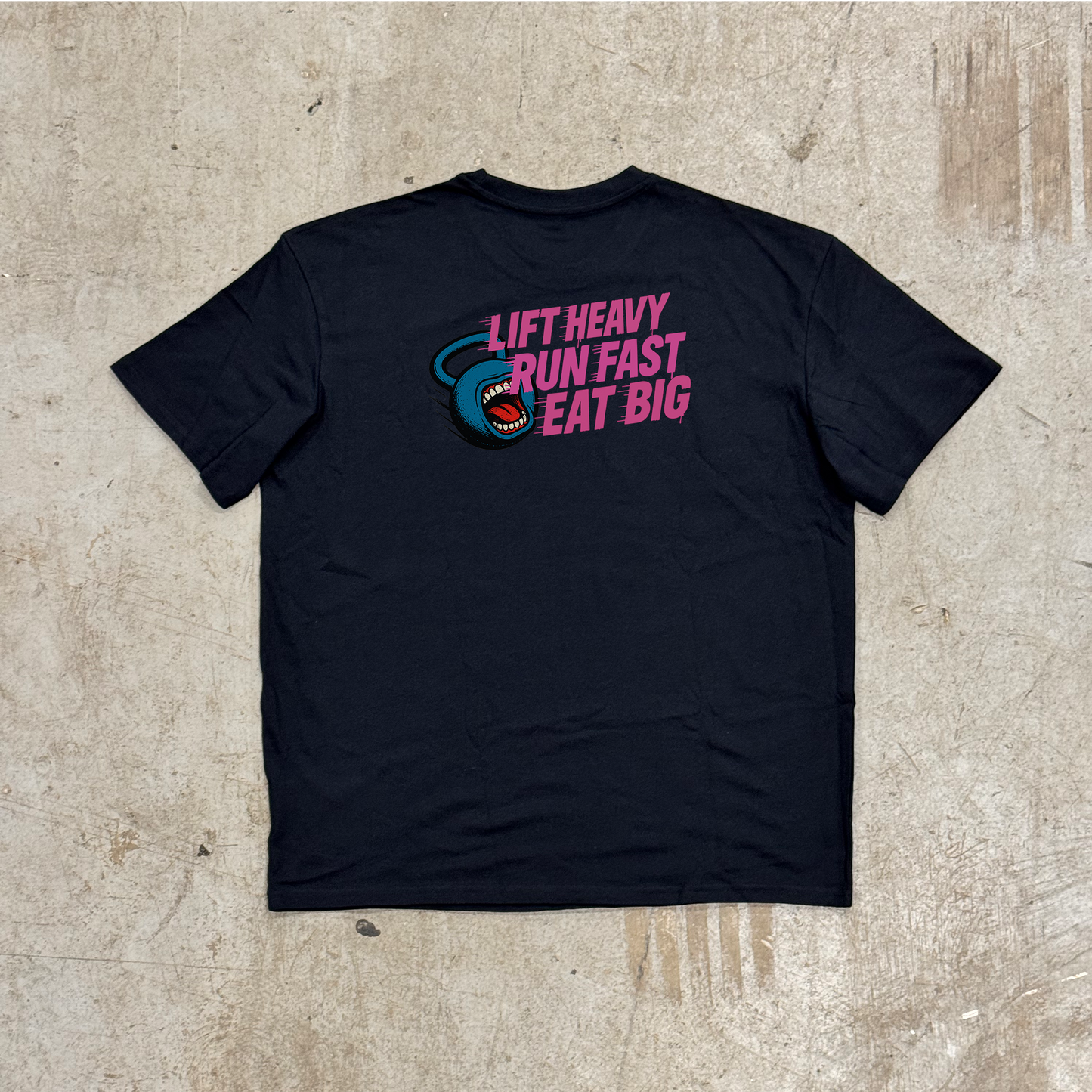 'SCREAMING BELL' OVERSIZED TEE - BLACK