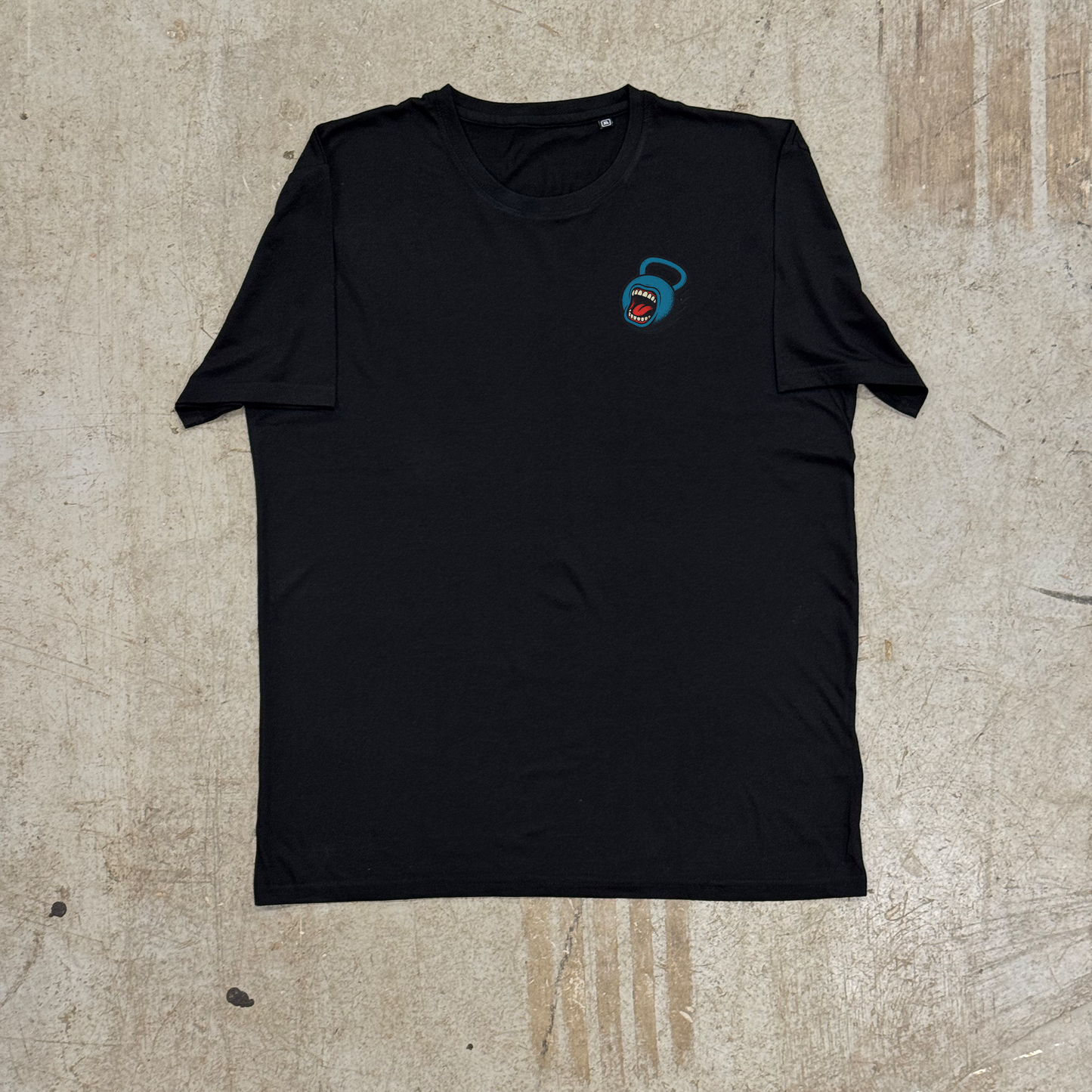 'SCREAMING BELL' TRAINING TEE - BLACK